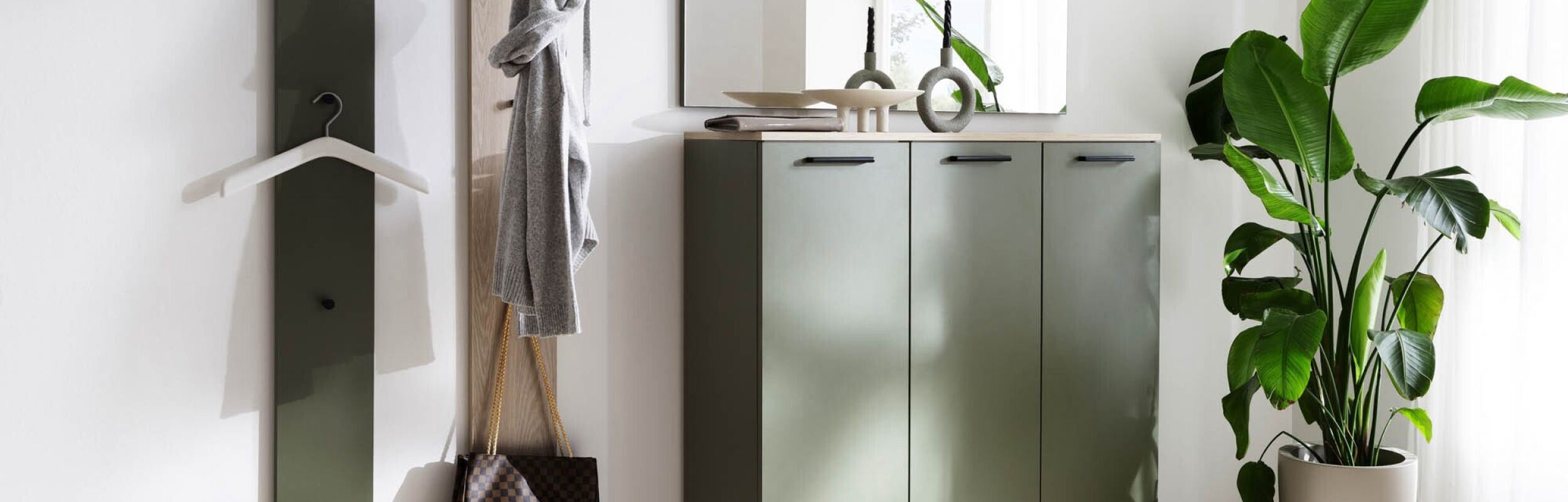 Diele & Garderobe – Wittenbreder olivgrün