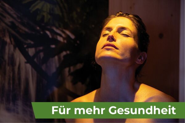 Frau die eine Hydrosoft Kabine benutzt