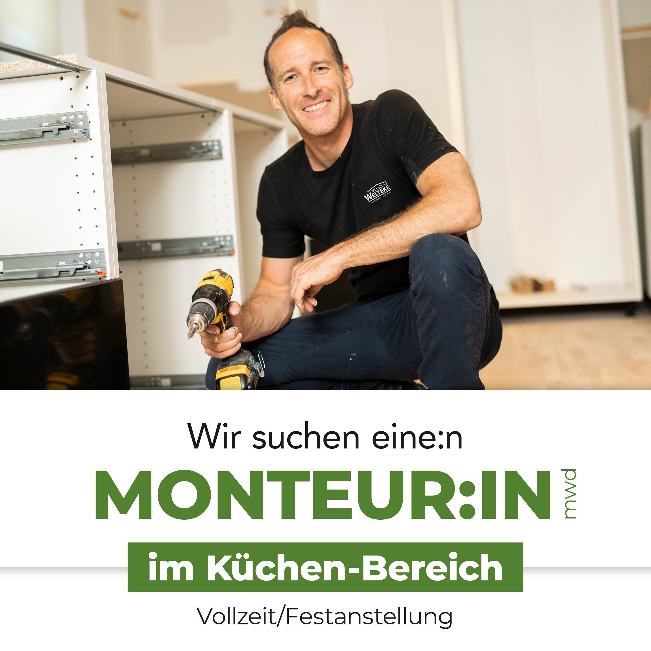 Bild von einem freundlichen Küchenmonteur