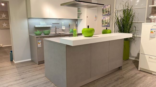 1580896873.3522 ausstellungskueche elba 13014 image