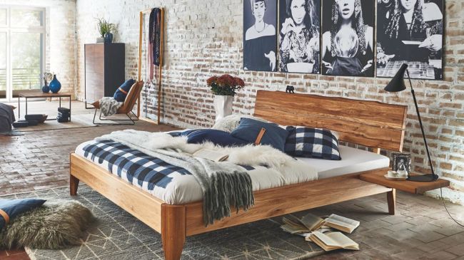 Bett Wildeiche massiv