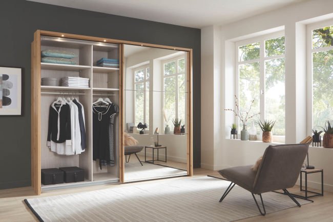 KORFU 7538 19 Bianco Eiche NB Abs.Spiegel B250cm H217cm PPT inkl.Bel geoffnet