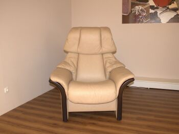 68417bbc4496f2a3ab293953