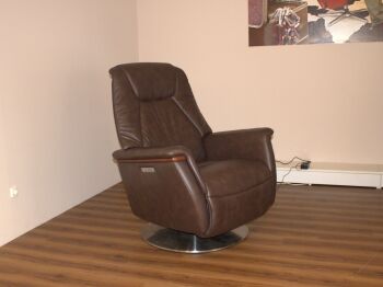 68418d574496f2a3ab29460a