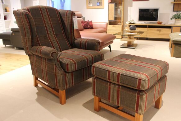 6841922a4496f2a3ab2949d2