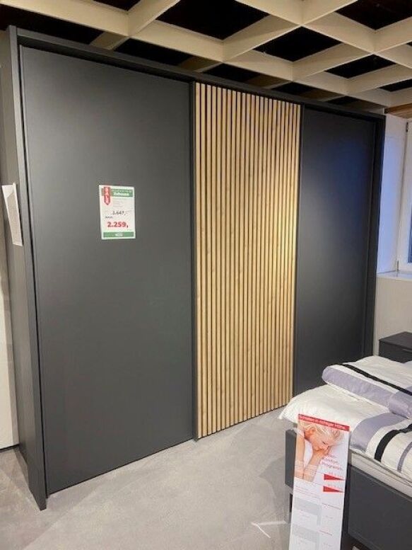 6904f5e9e02c662d58f815cf