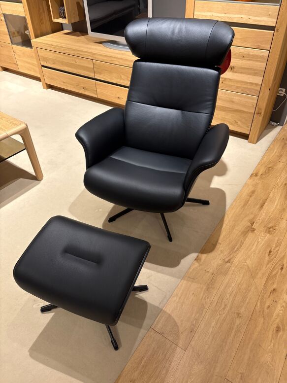 6914a023e02c662d58025db7