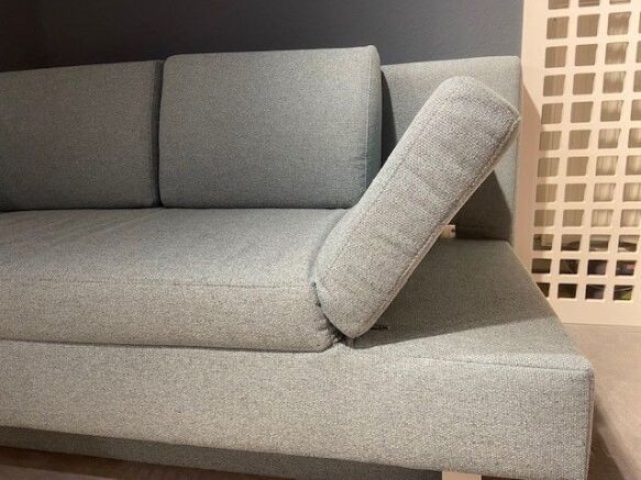 693bf78270d5403609fa37ca