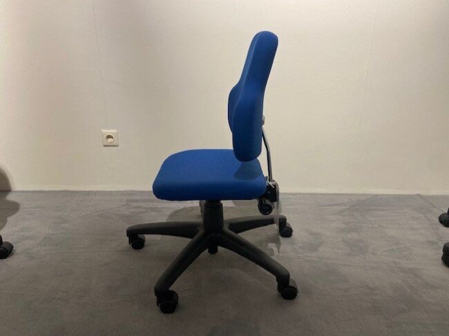blau quer 2