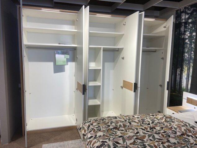 schrank