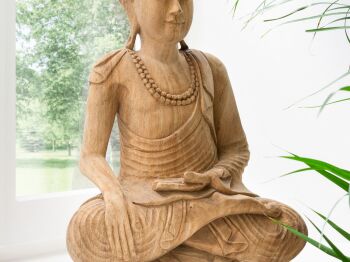 Budda Love 1 web ScaleWidthWzE5MjBd